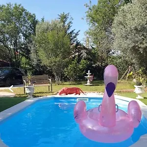 https://hollidays-home.fr-provencehotel.com